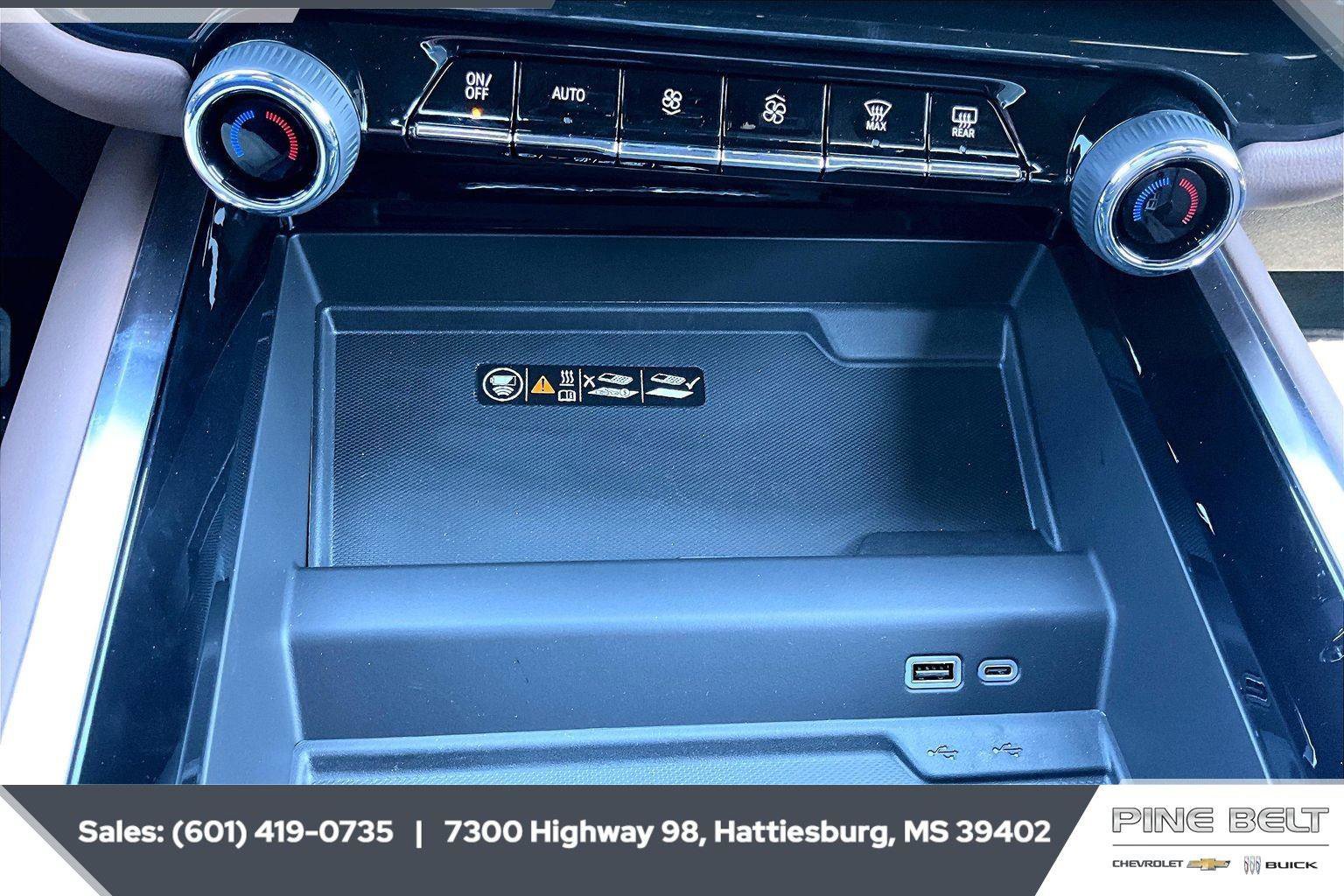 New 2026 Chevrolet Suburban High Country image 23