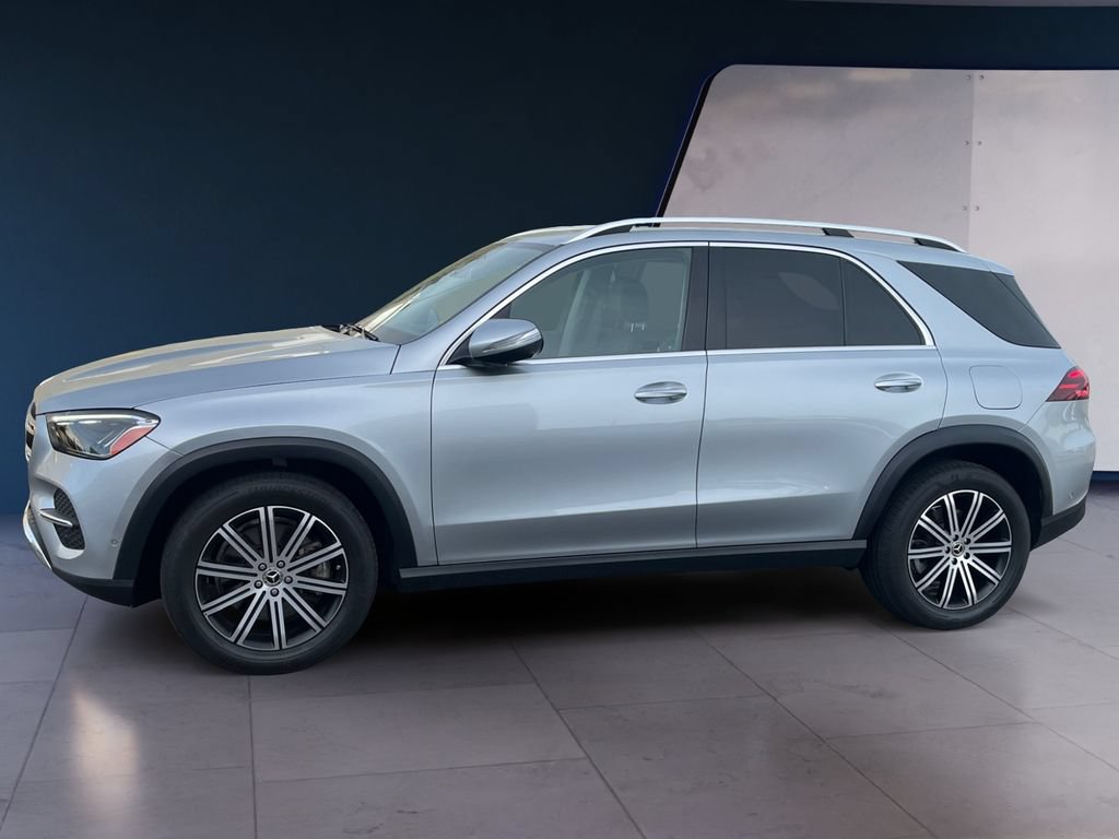 Used 2024 Mercedes-Benz GLE 450e 4MATIC image 2