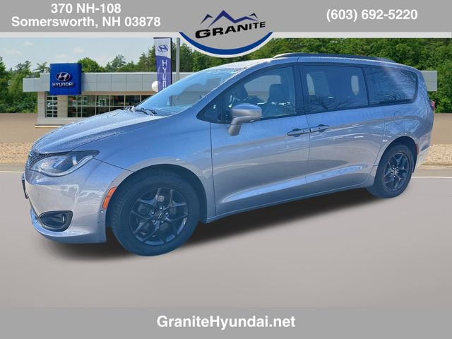 Used 2019 Chrysler Pacifica Touring-L Plus w/ Advanced Safetytec Group