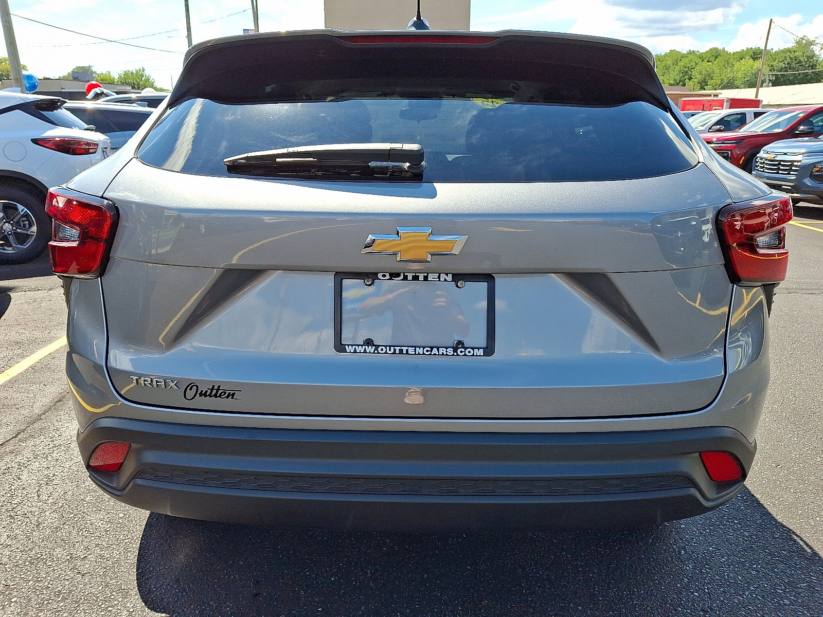 Used 2025 Chevrolet Trax LS image 4