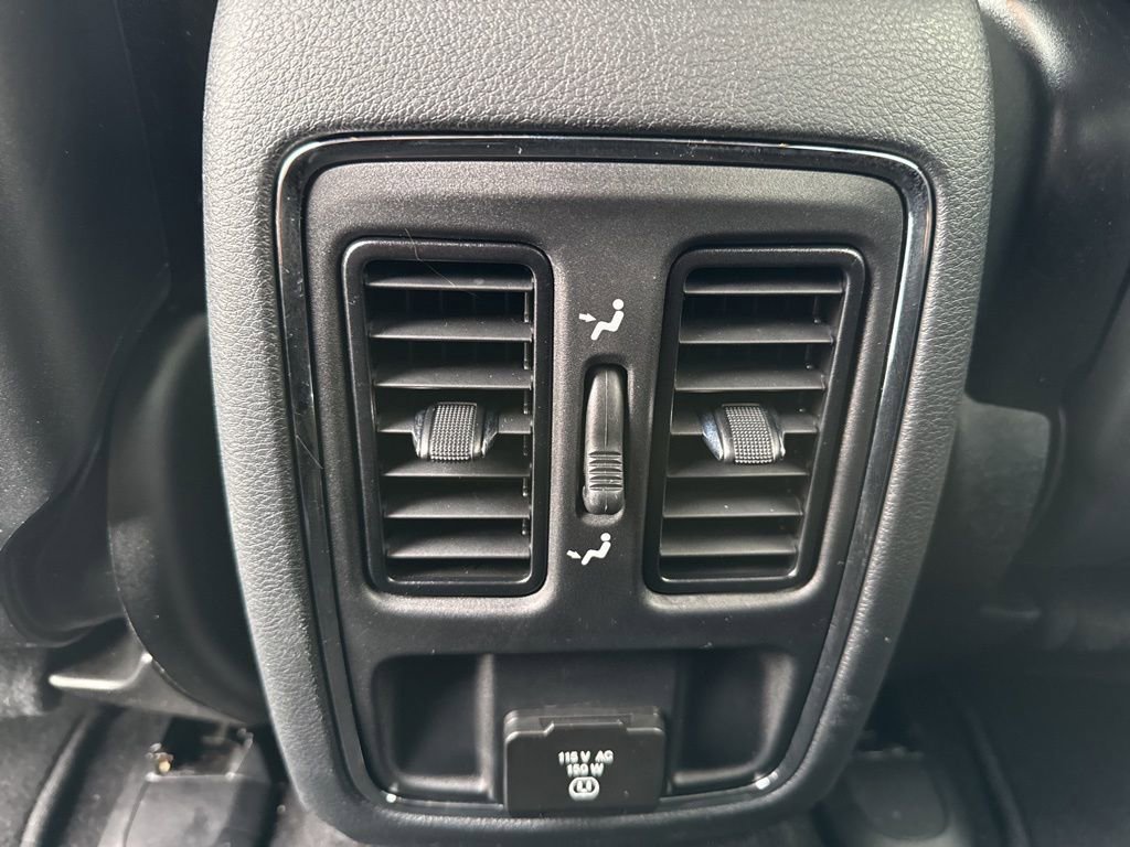 Used 2020 Jeep Grand Cherokee Altitude image 20