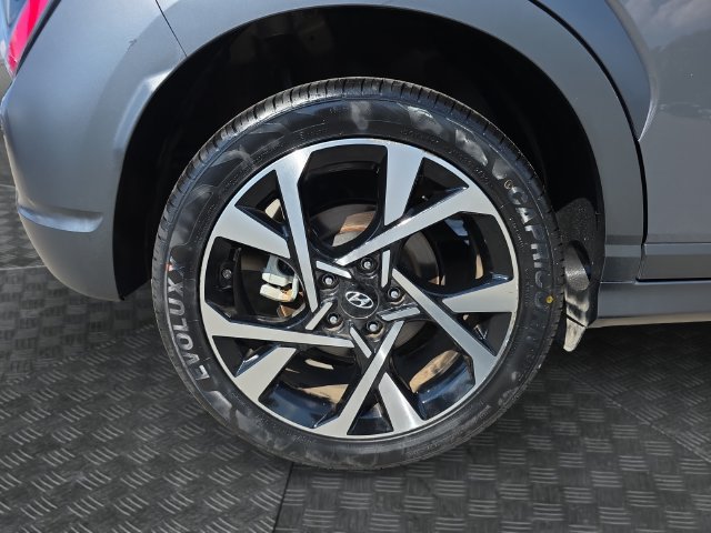 Used 2023 Hyundai Kona Limited FWD image 39
