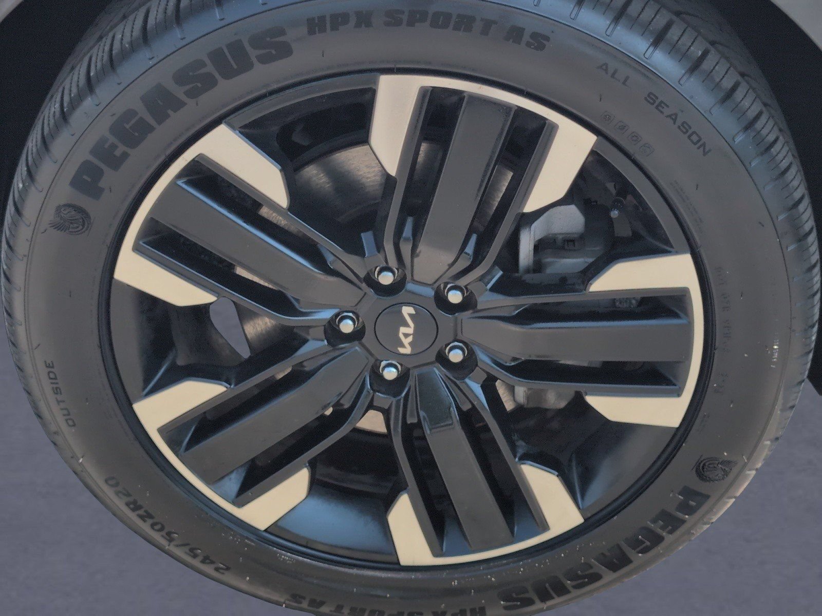 Used 2023 Kia Telluride SX AWD/4WD image 38