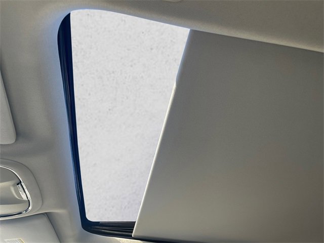 Used 2022 Jeep Cherokee Limited image 23