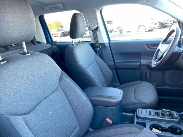 Used 2025 Ford Maverick XLT w/ Black Appearance Package image 16