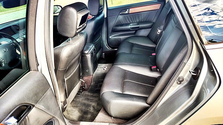 Used 2007 INFINITI M45 Sport w/ Technology Pkg RWD image 17