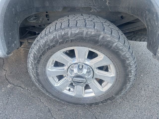 Used 2020 Ford F350 Platinum image 11