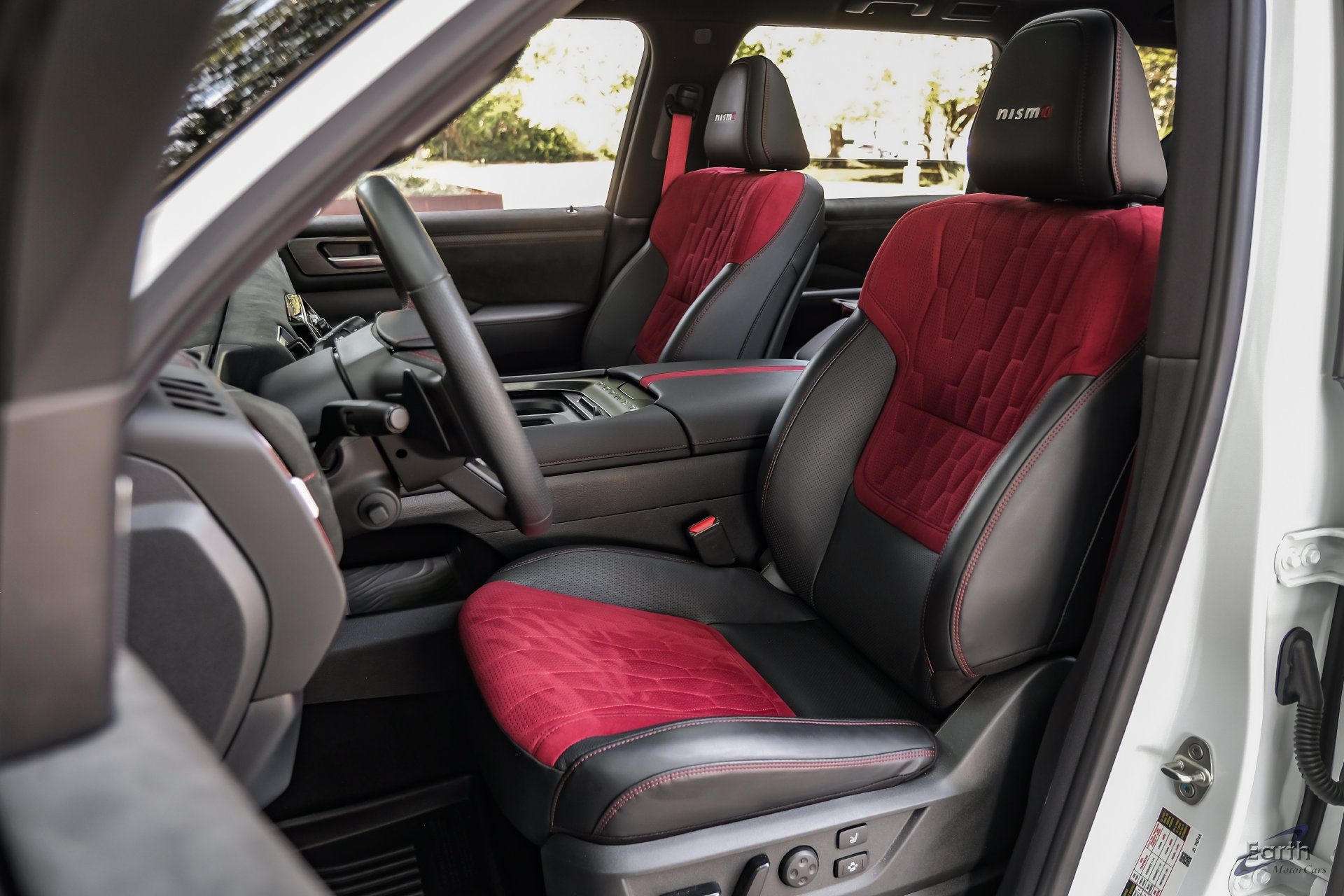 Used 2026 Nissan Armada NISMO AWD/4WD image 38