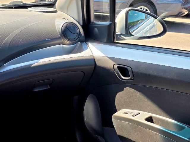 Used 2016 Chevrolet Spark LT FWD image 25