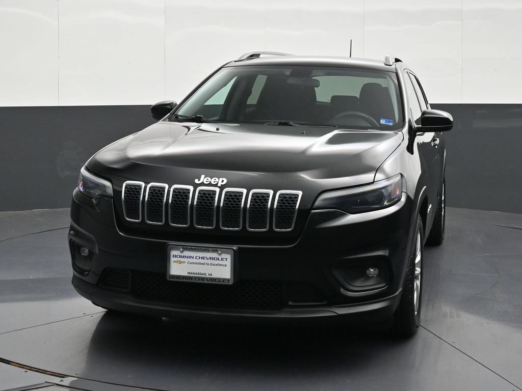 Used 2019 Jeep Cherokee Latitude w/ Popular Appearance Group FWD image 8