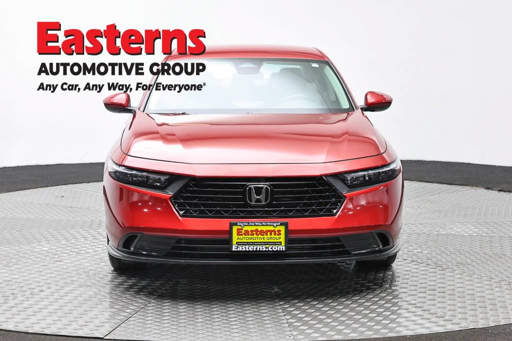 Used 2023 Honda Accord LX image 2