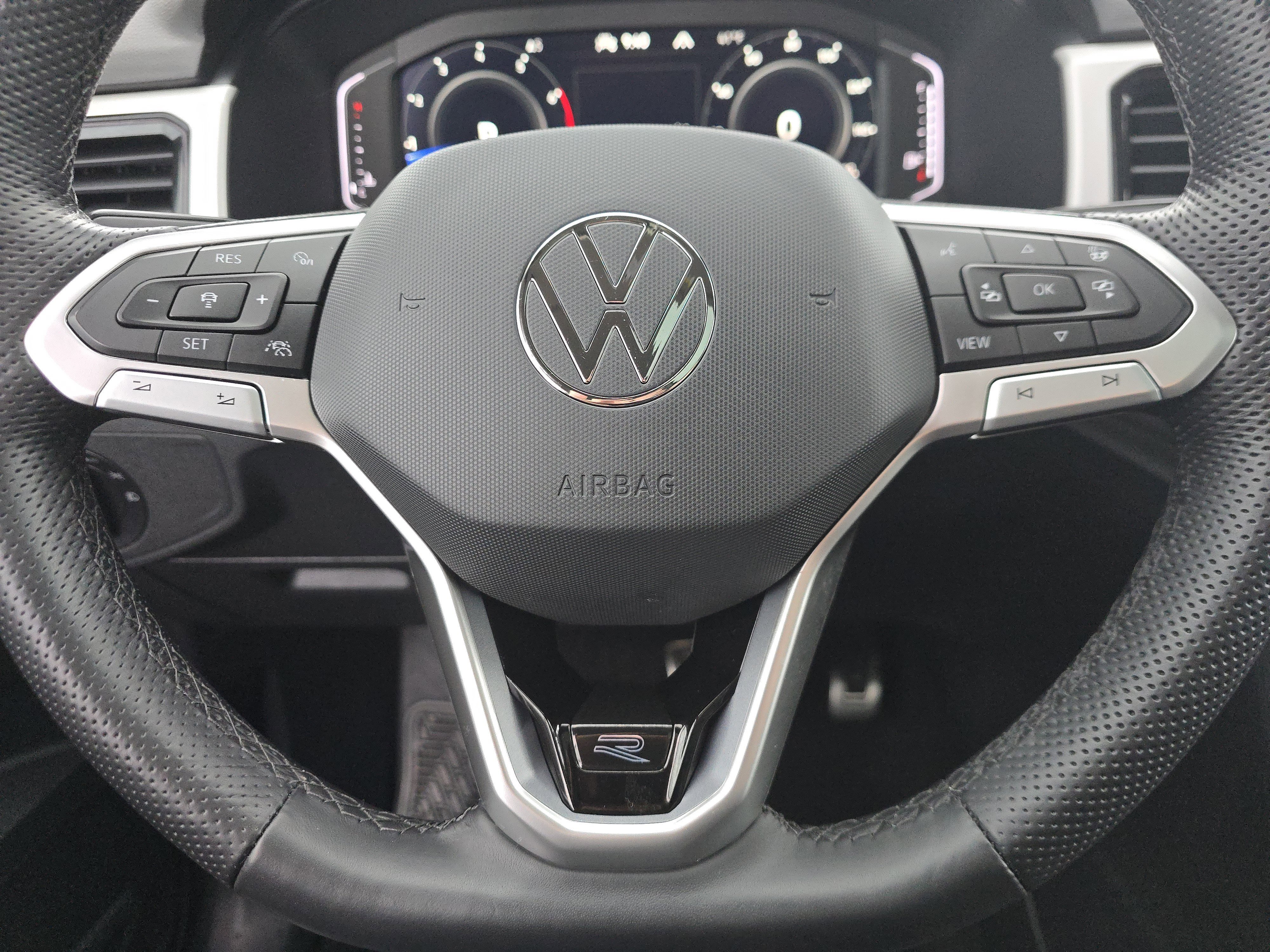 Used 2023 Volkswagen Atlas SEL Premium AWD/4WD image 23