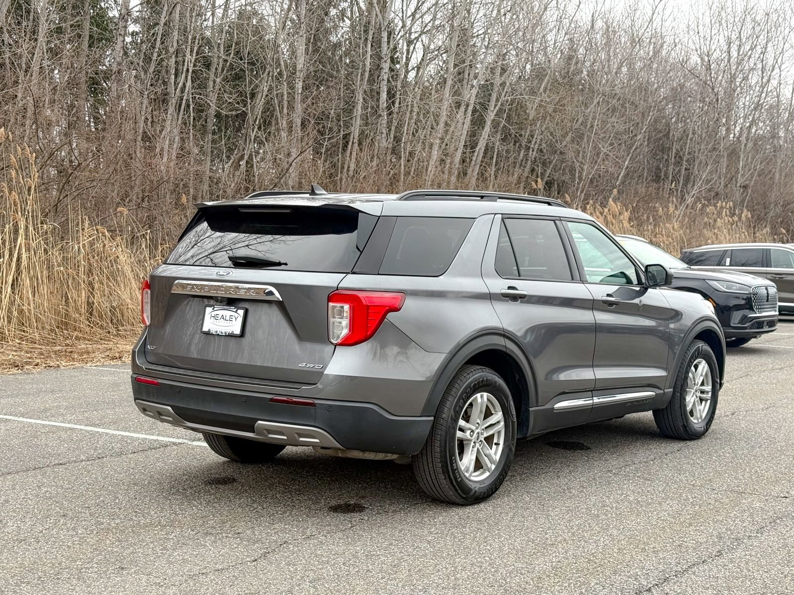 Certified 2022 Ford Explorer XLT w/ Equipment Group 202A image 6
