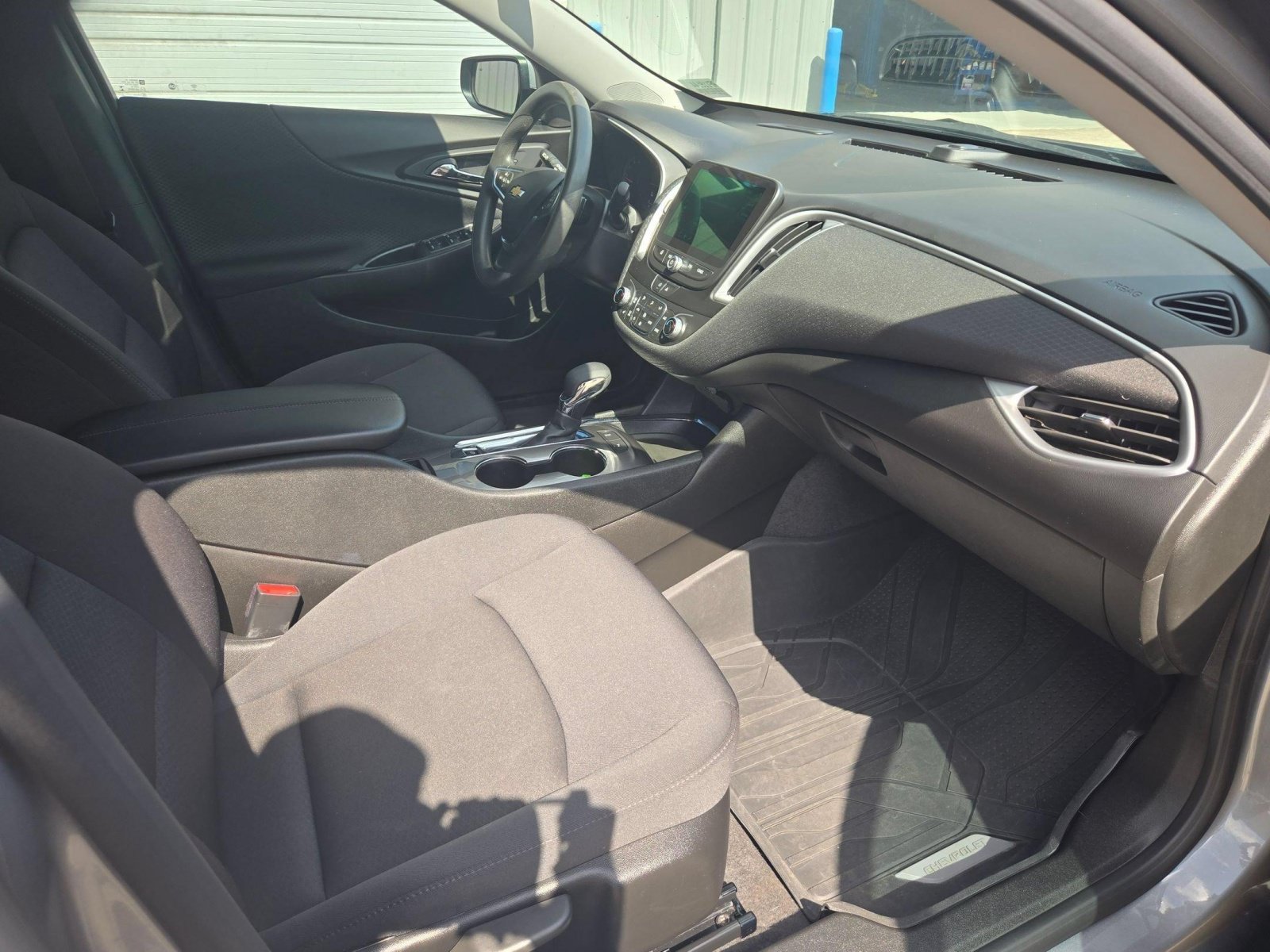 Used 2024 Chevrolet Malibu LT FWD image 21