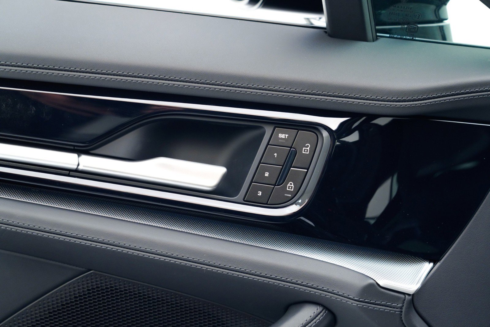 New 2026 Porsche Panamera 4 AWD/4WD image 24