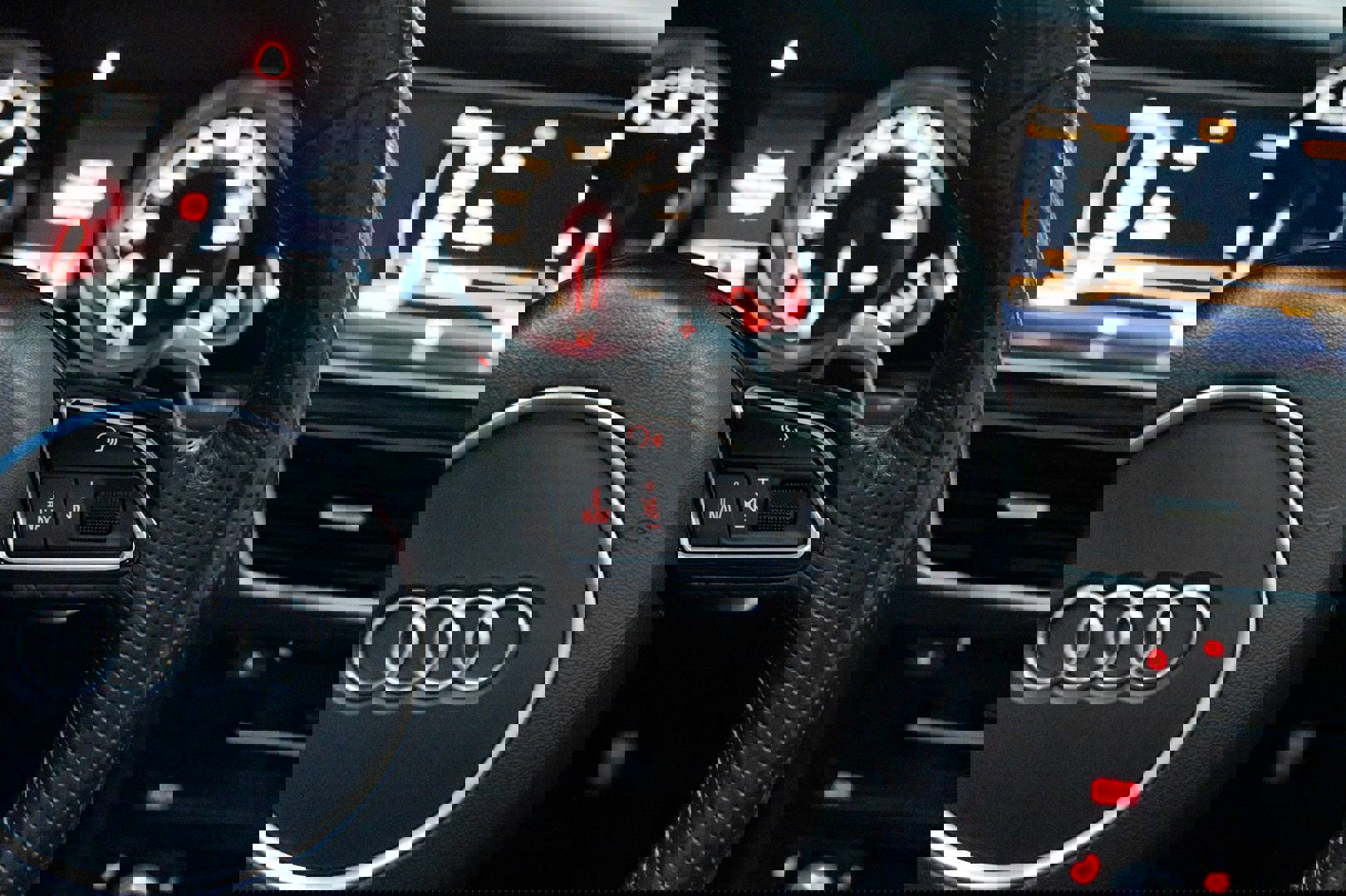 Used 2014 Audi RS 5 Cabriolet image 38