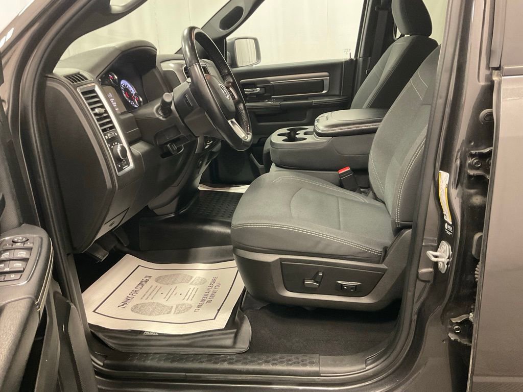 Used 2022 RAM 1500 Classic Warlock w/ Electronics Group image 4