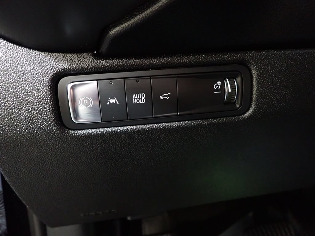 Used 2024 Chevrolet Equinox EV RS FWD image 25