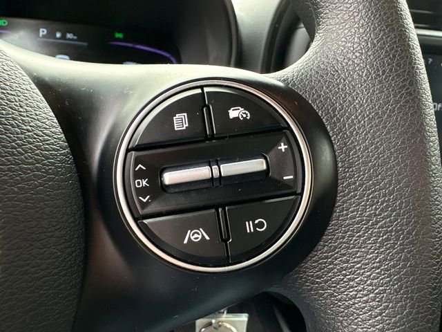 Used 2025 Kia Soul LX image 28