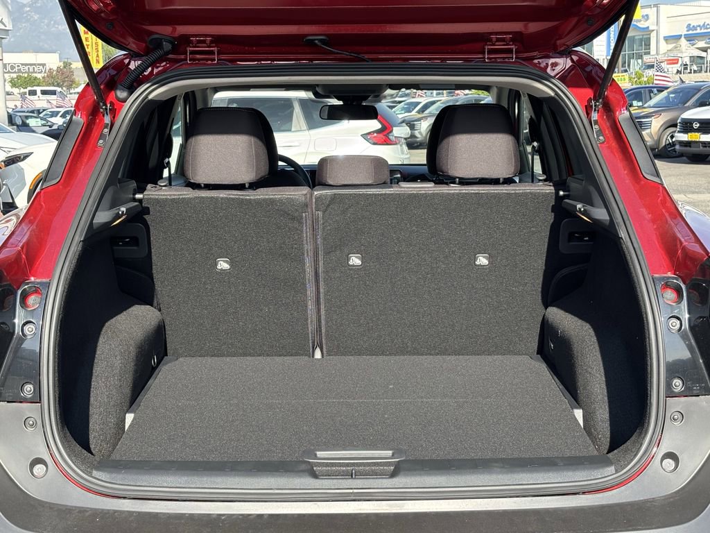 New 2026 Nissan Kicks SV image 12