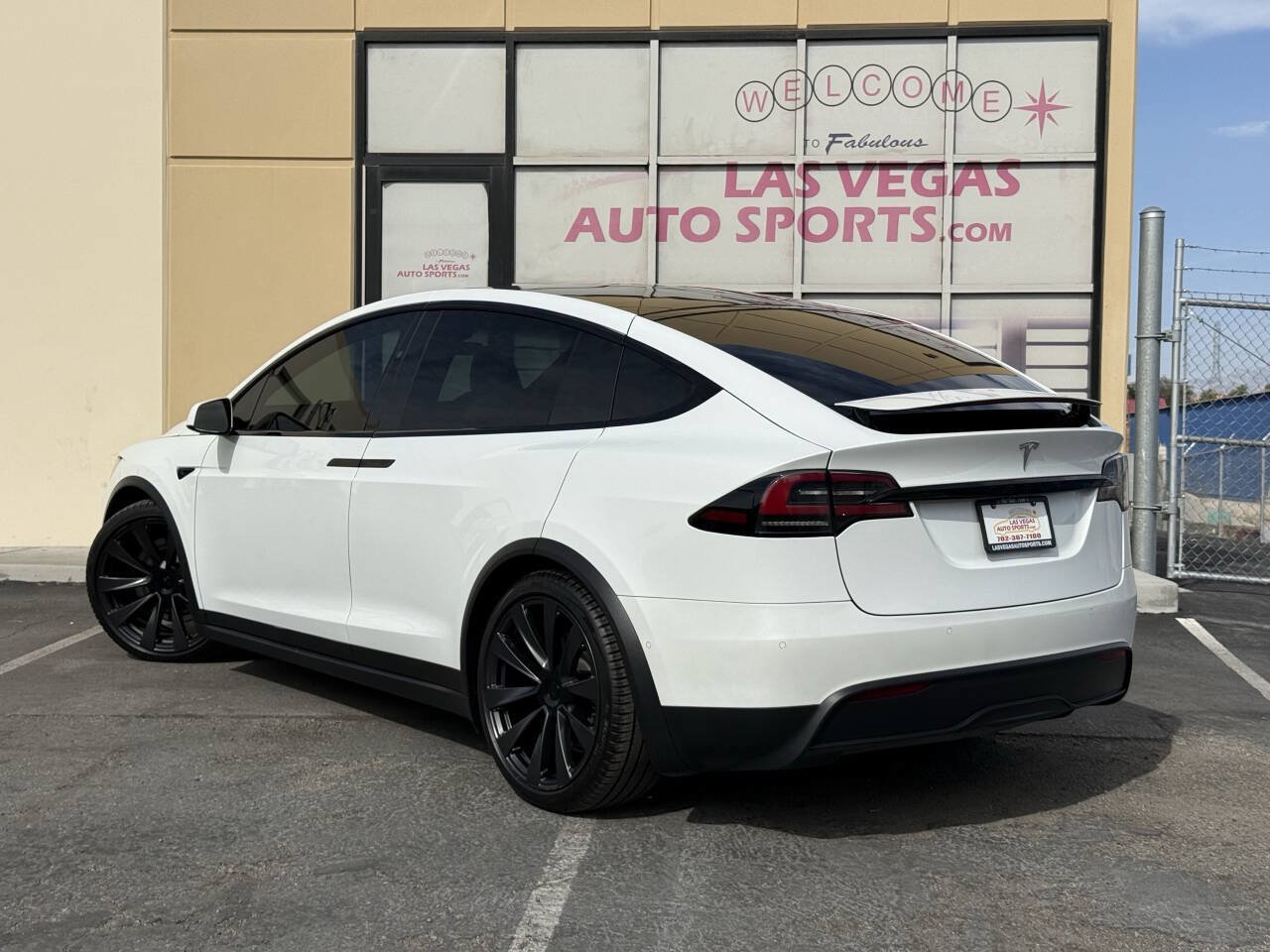 Used 2022 Tesla Model X AWD/4WD image 10