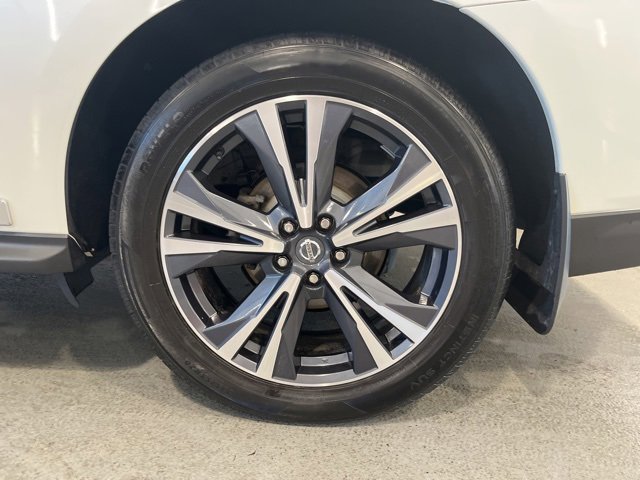 Certified 2019 Nissan Pathfinder Platinum image 9