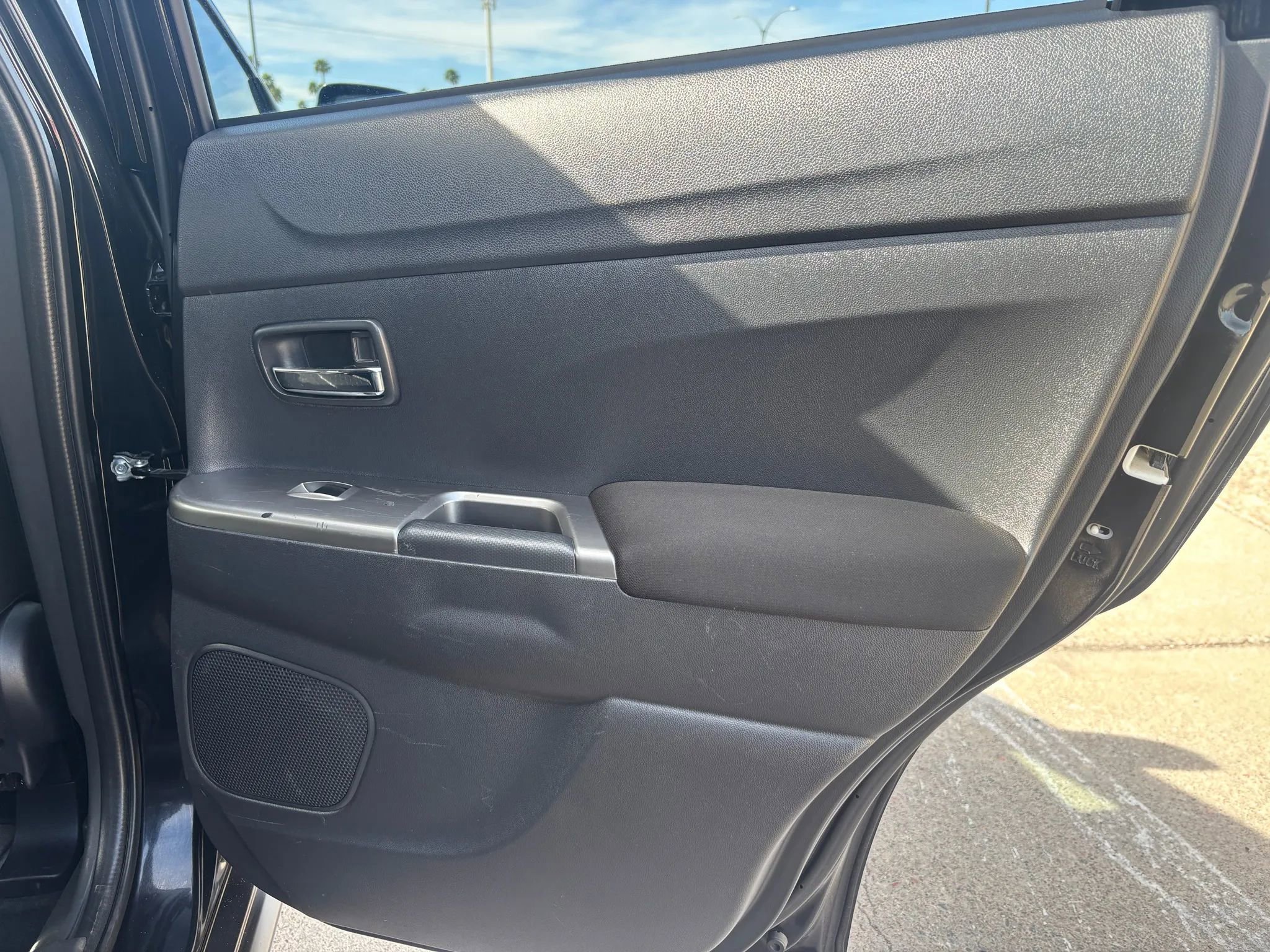 Used 2021 Mitsubishi Outlander Sport SE image 27