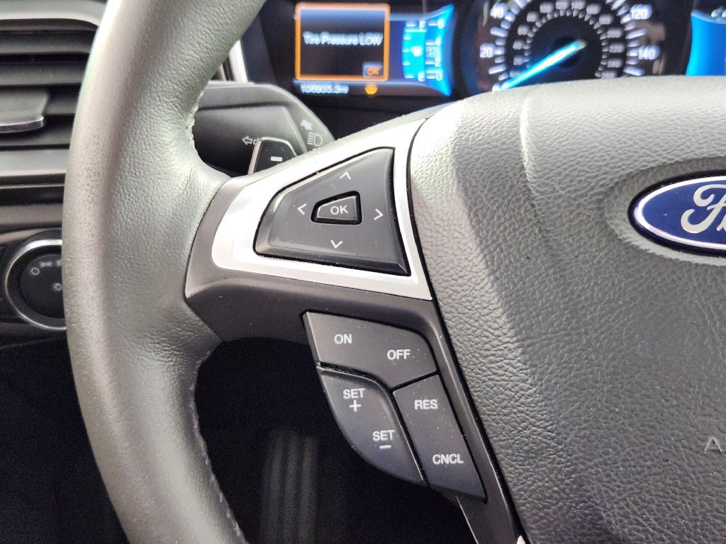 Used 2015 Ford Fusion Titanium FWD image 18