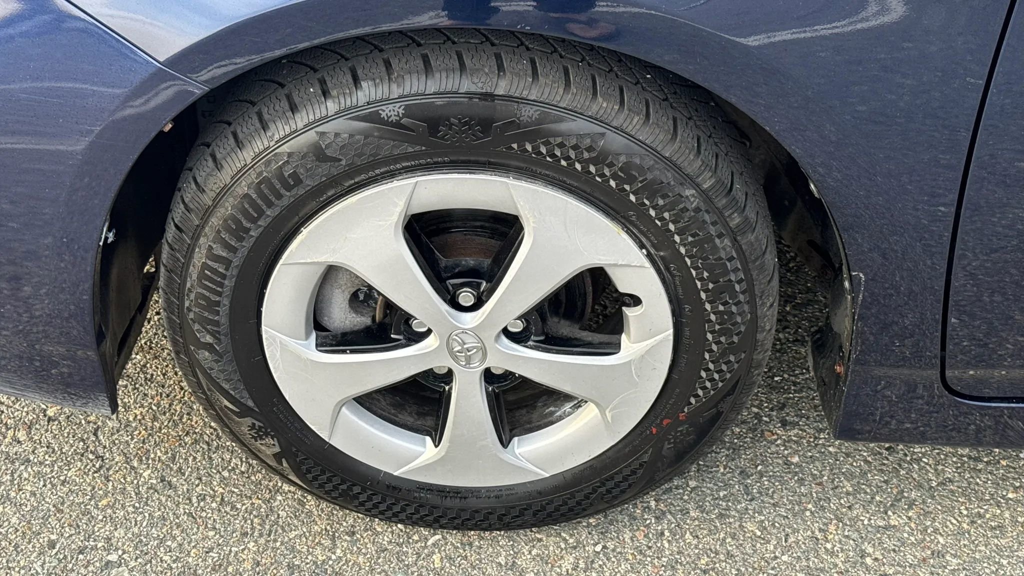 Used 2014 Toyota Prius Three FWD image 25