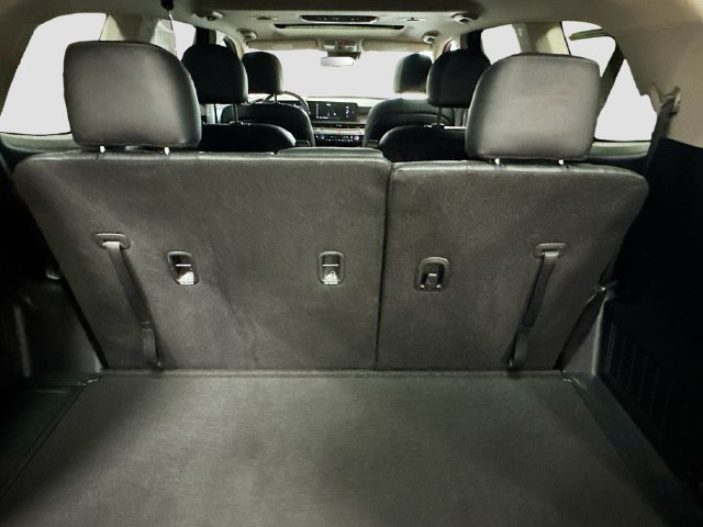 Certified 2023 Kia Telluride EX w/ EX Captain's Chair Package AWD/4WD image 28