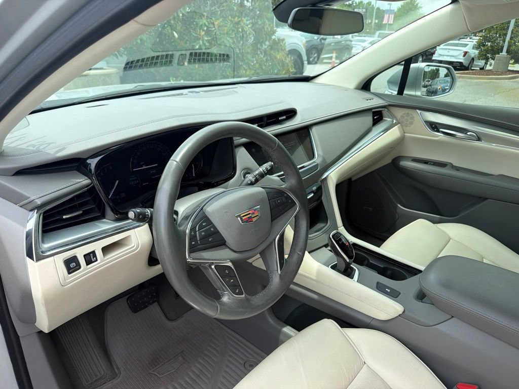 Used 2019 Cadillac XT5 Luxury FWD image 6