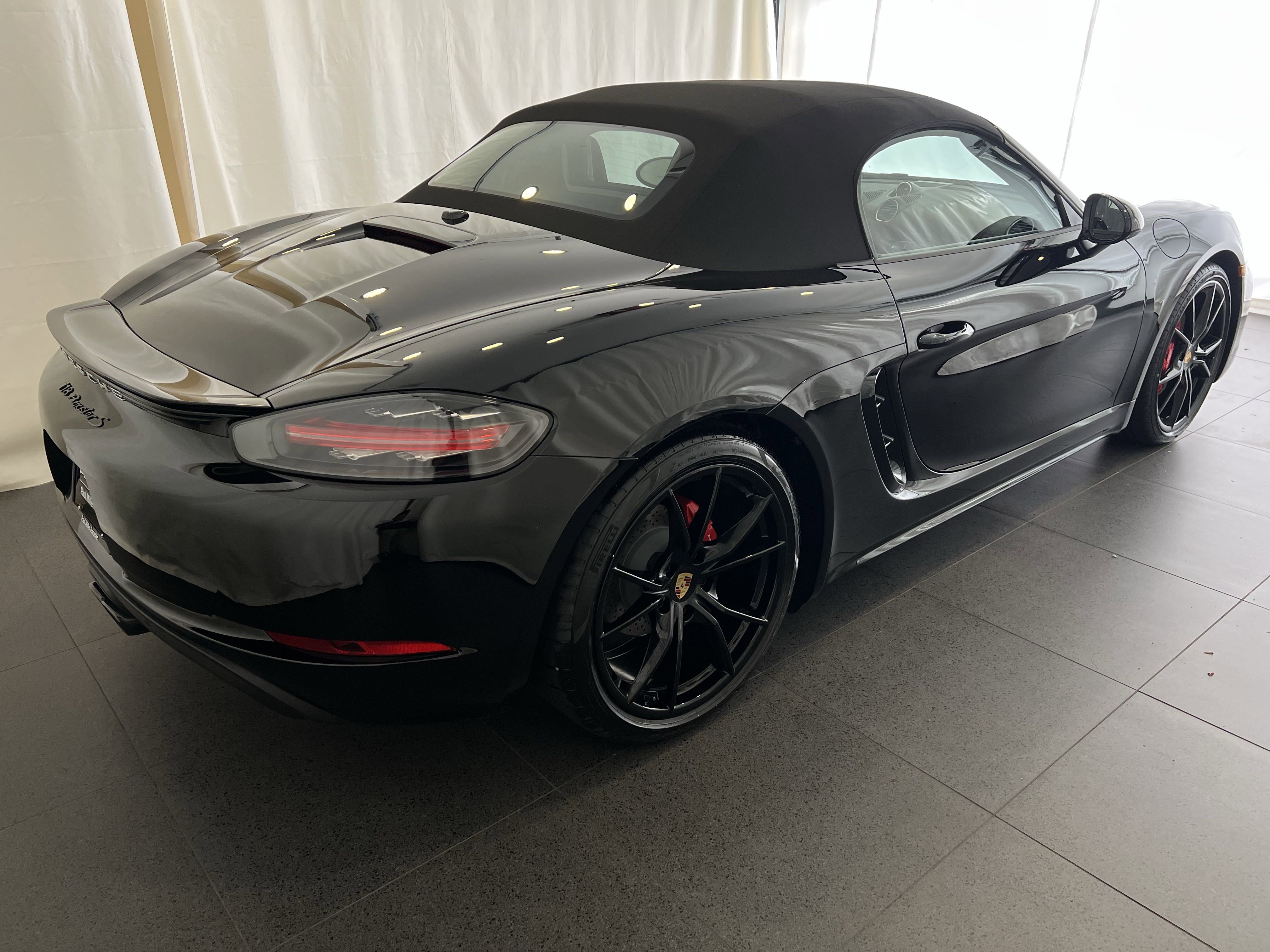 New 2025 Porsche 718 Boxster S image 9