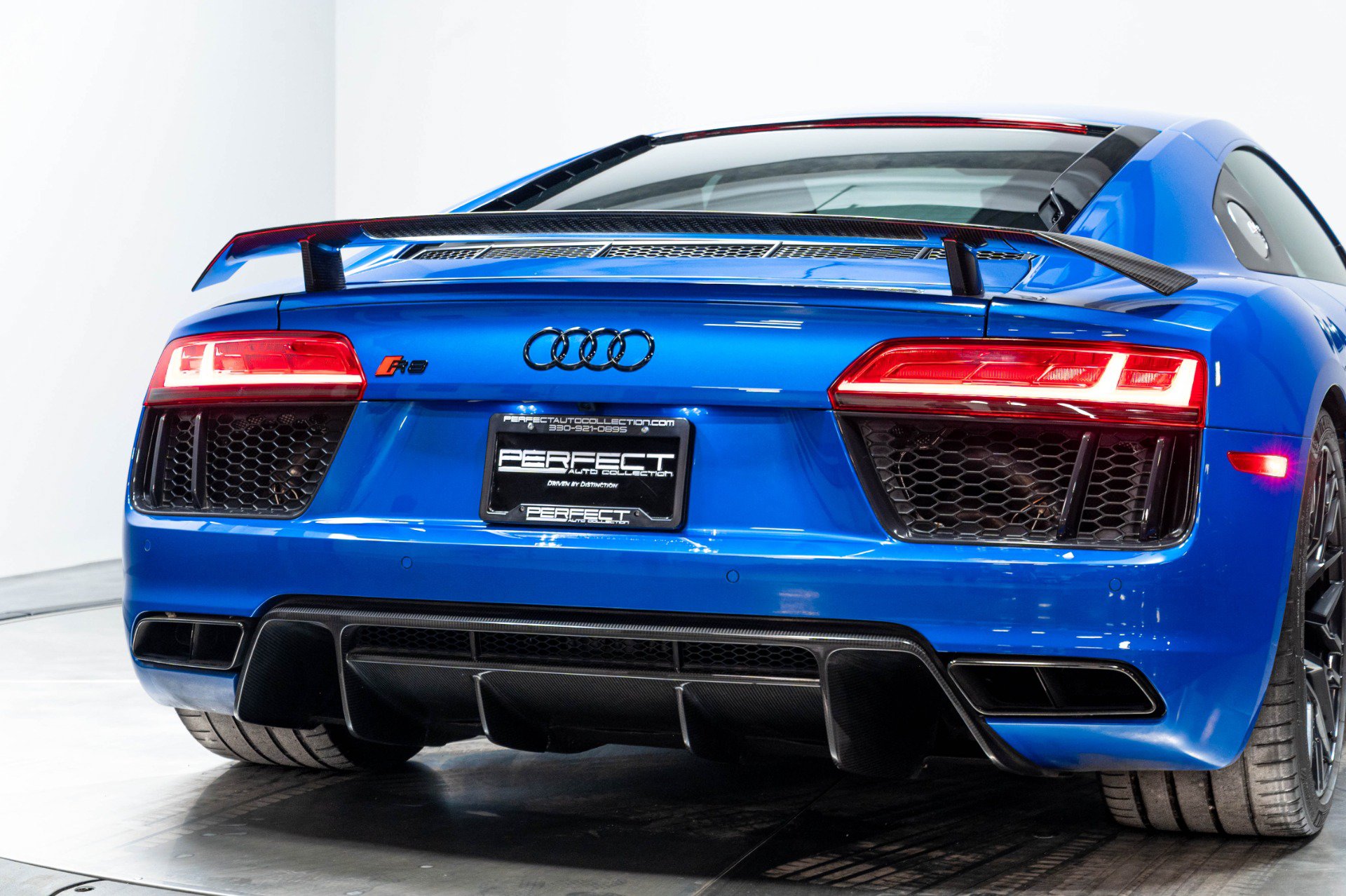 Used 2017 Audi R8 V10 plus AWD/4WD image 72