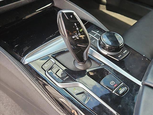 Used 2021 BMW M550i xDrive w/ Dynamic Handling Package AWD/4WD image 16