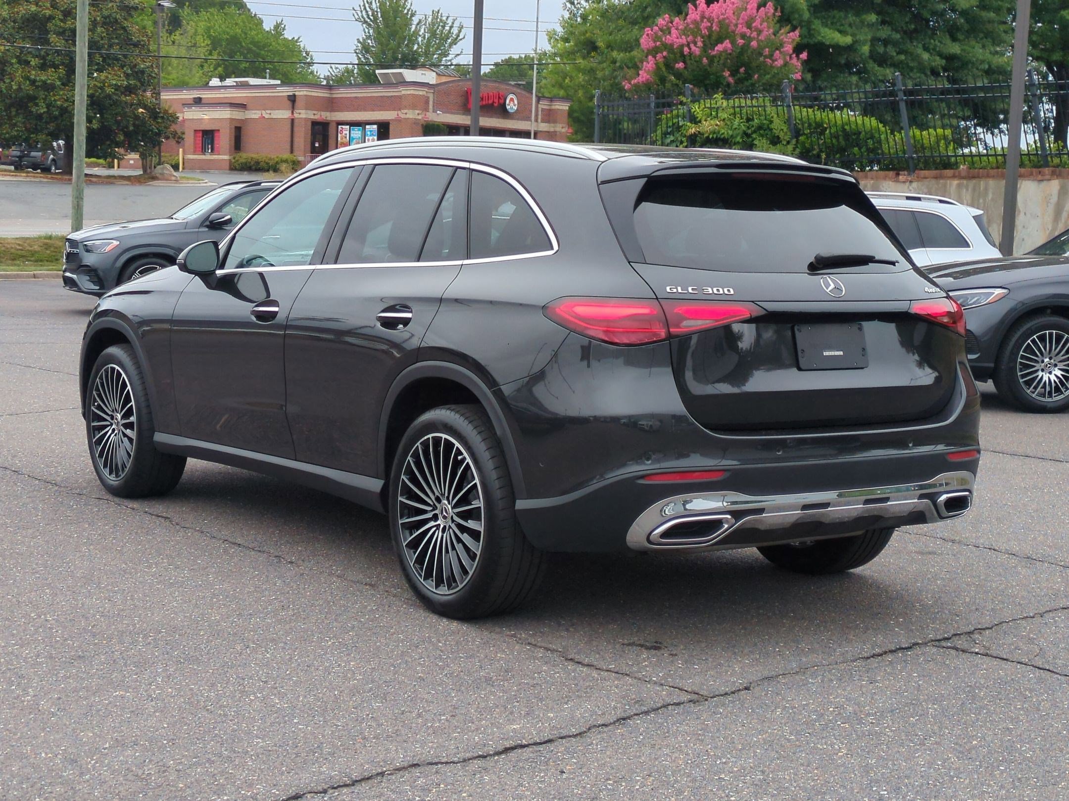 Certified 2025 Mercedes-Benz GLC 300 4MATIC image 5