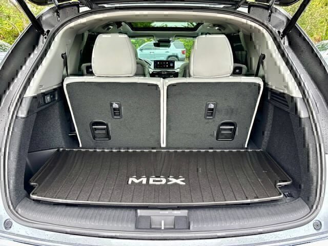 New 2026 Acura MDX w/ Technology Package FWD image 25