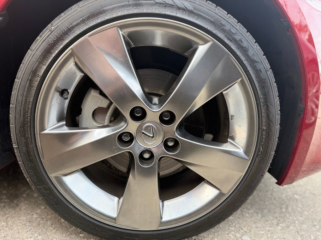 Used 2011 Lexus IS 250C w/ Luxury Pkg RWD image 19