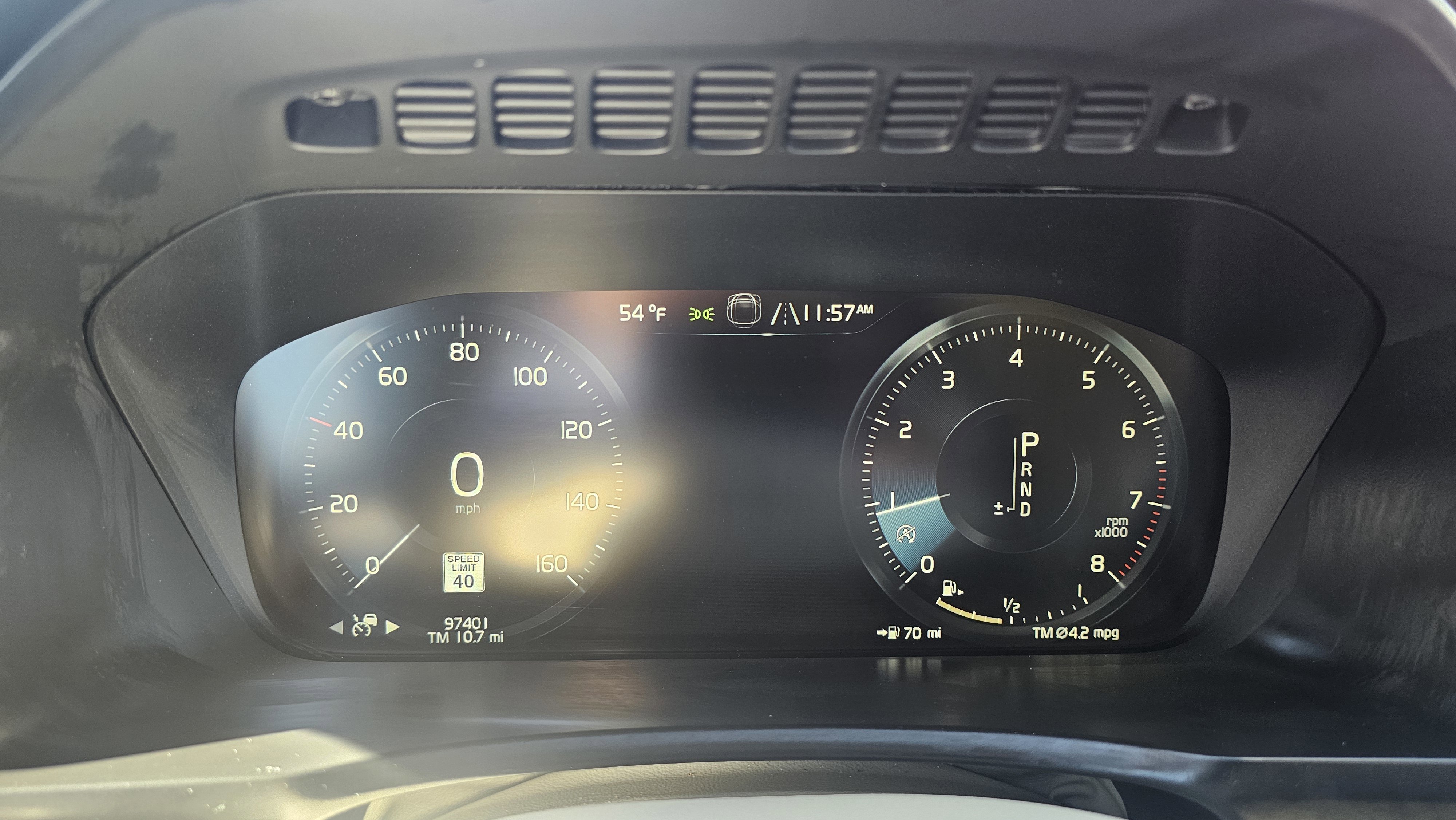 Used 2017 Volvo XC90 T6 Momentum w/ Vision Package image 41