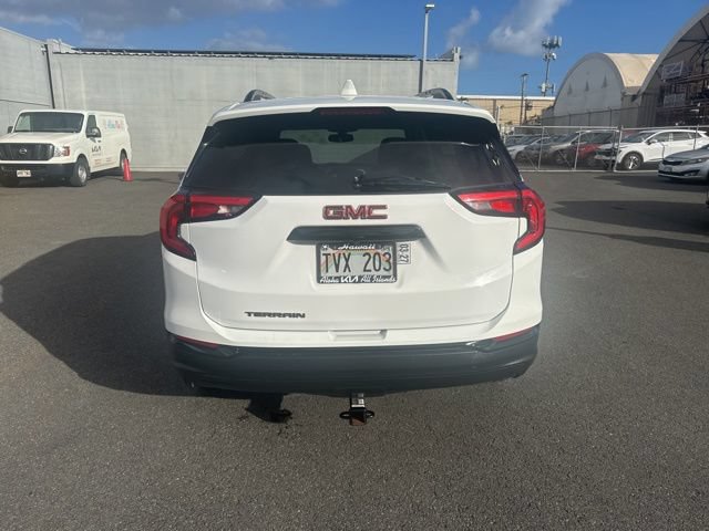 Used 2019 GMC Terrain SLE w/ Driver Convenience Package FWD image 4