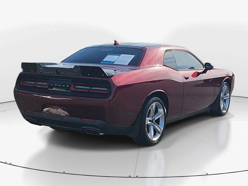 Used 2018 Dodge Challenger R/T w/ Blacktop Package RWD image 6