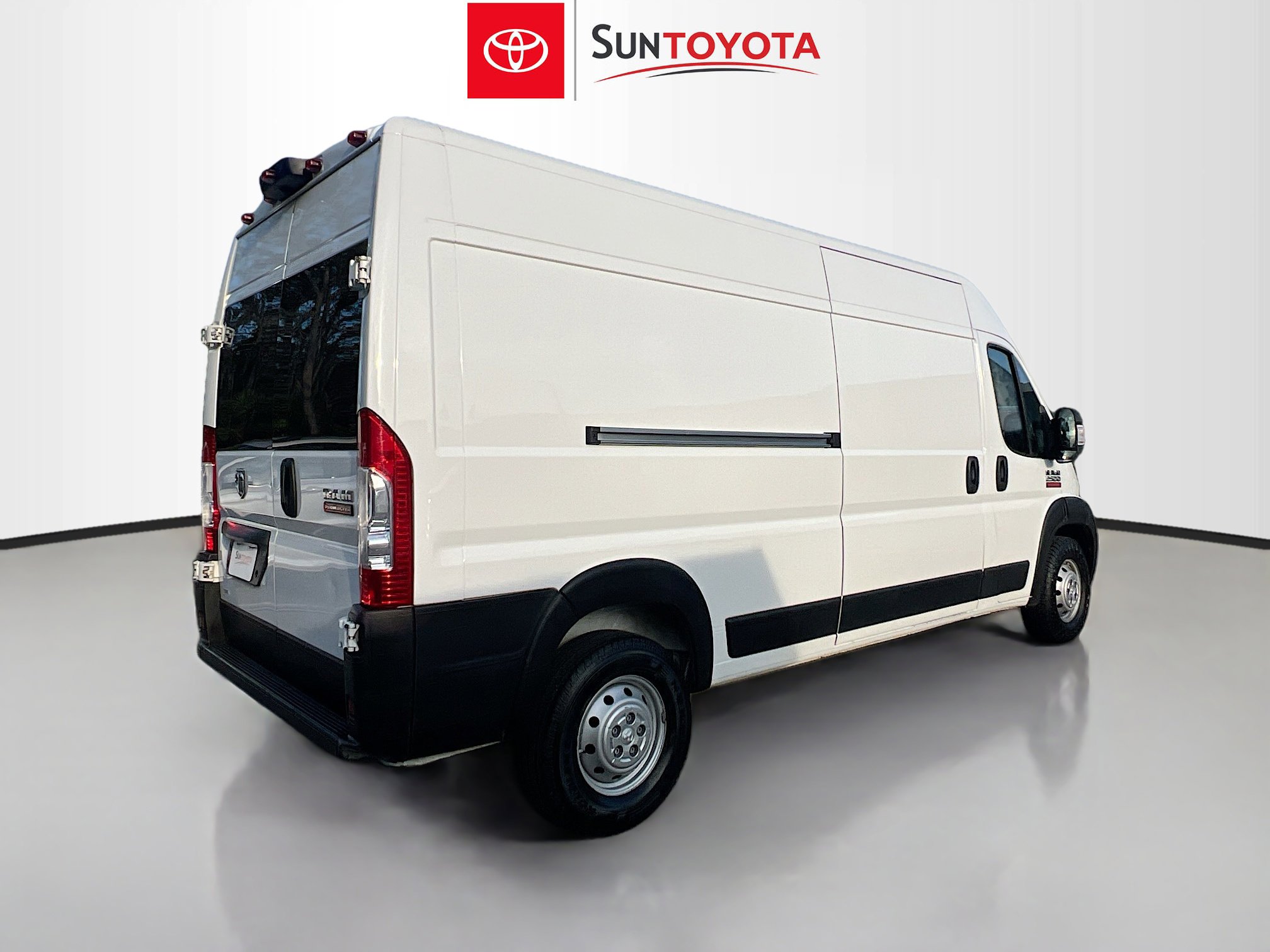 Used 2022 RAM ProMaster 2500 image 4