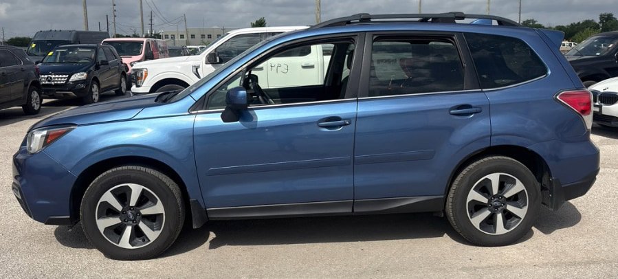 Used 2017 Subaru Forester 2.5i Limited AWD/4WD image 4