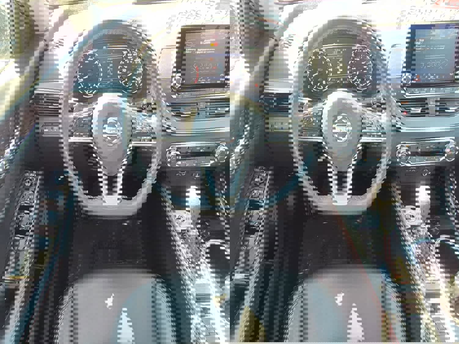 Used 2024 Nissan Altima 2.5 SR image 7