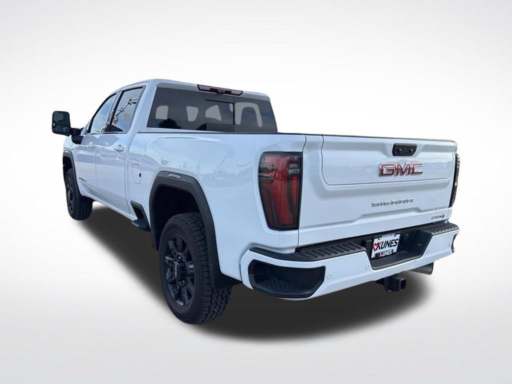 Used 2024 GMC Sierra 2500 AT4 w/ AT4 Premium Plus Package AWD/4WD image 13
