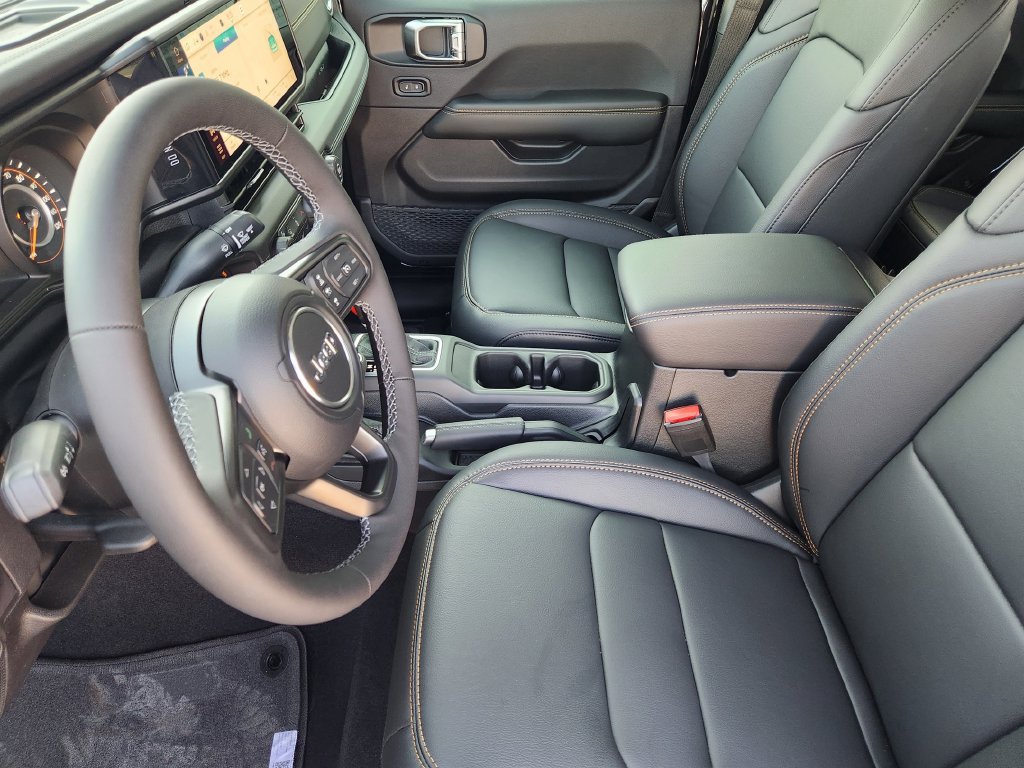 New 2026 Jeep Gladiator Mojave AWD/4WD image 10