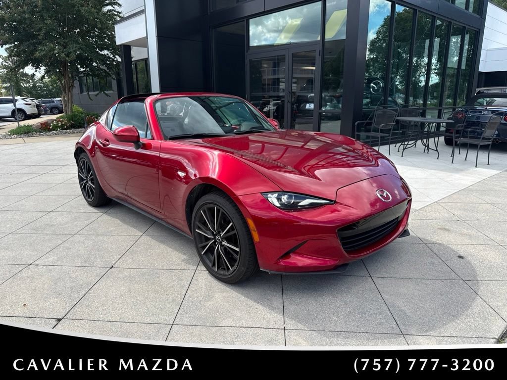 Used 2025 MAZDA MX-5 Miata RF Grand Touring RWD image 1