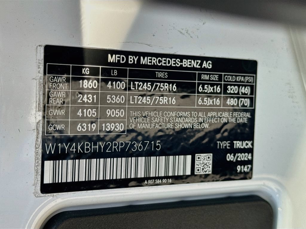 Used 2024 Mercedes-Benz Sprinter 2500 image 21