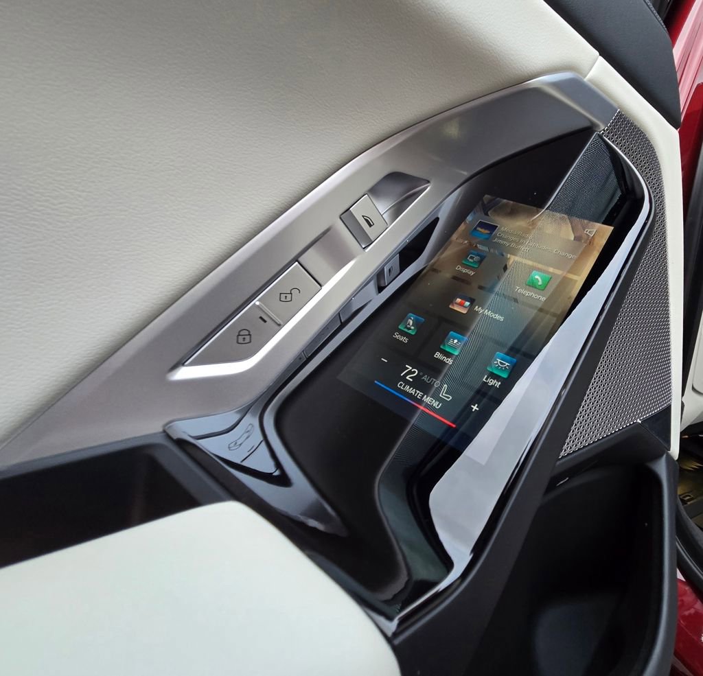 Used 2023 BMW i7 xDrive60 image 17