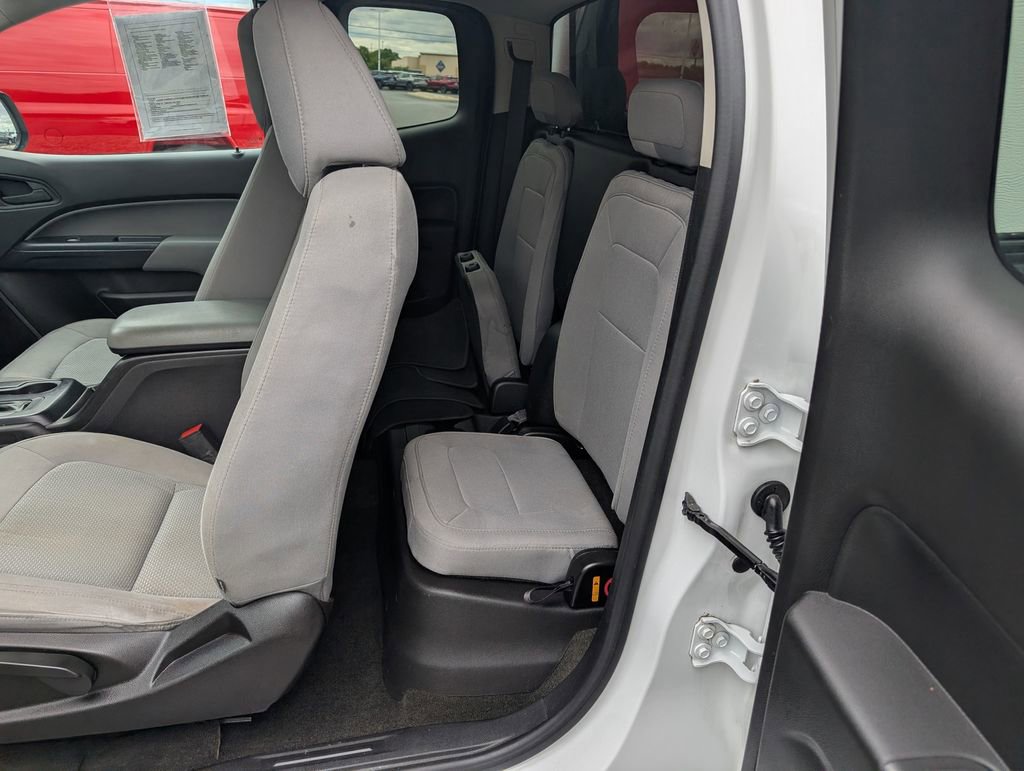Used 2016 Chevrolet Colorado W/T w/ WT Convenience Package AWD/4WD image 9
