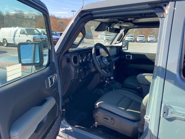 New 2026 Jeep Gladiator Mojave AWD/4WD image 14
